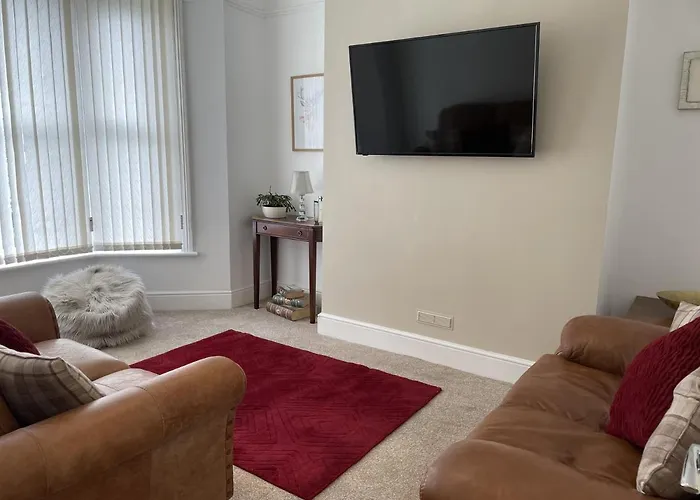 4 Bedroom House In Harrogate Town Centre
