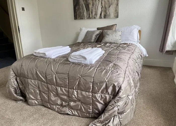 4 Bedroom House In Harrogate Town Centre